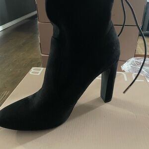 Elegant Black Women's Boots